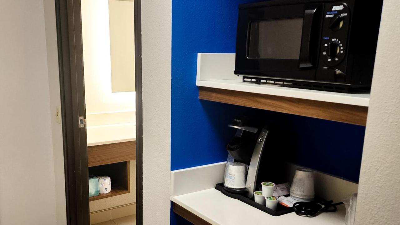 Holiday Inn Express Hotel & Suites Chicago South Lansing By Ihg Εξωτερικό φωτογραφία